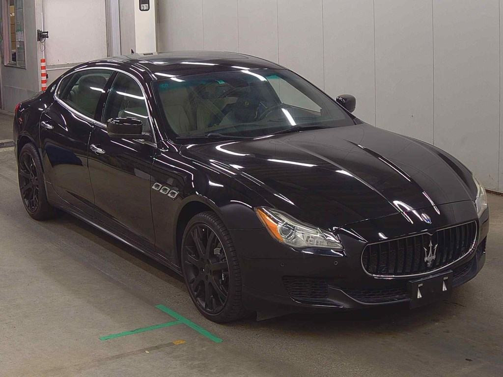 Maserati Quattroporte 2013 z aukcji japońskiej