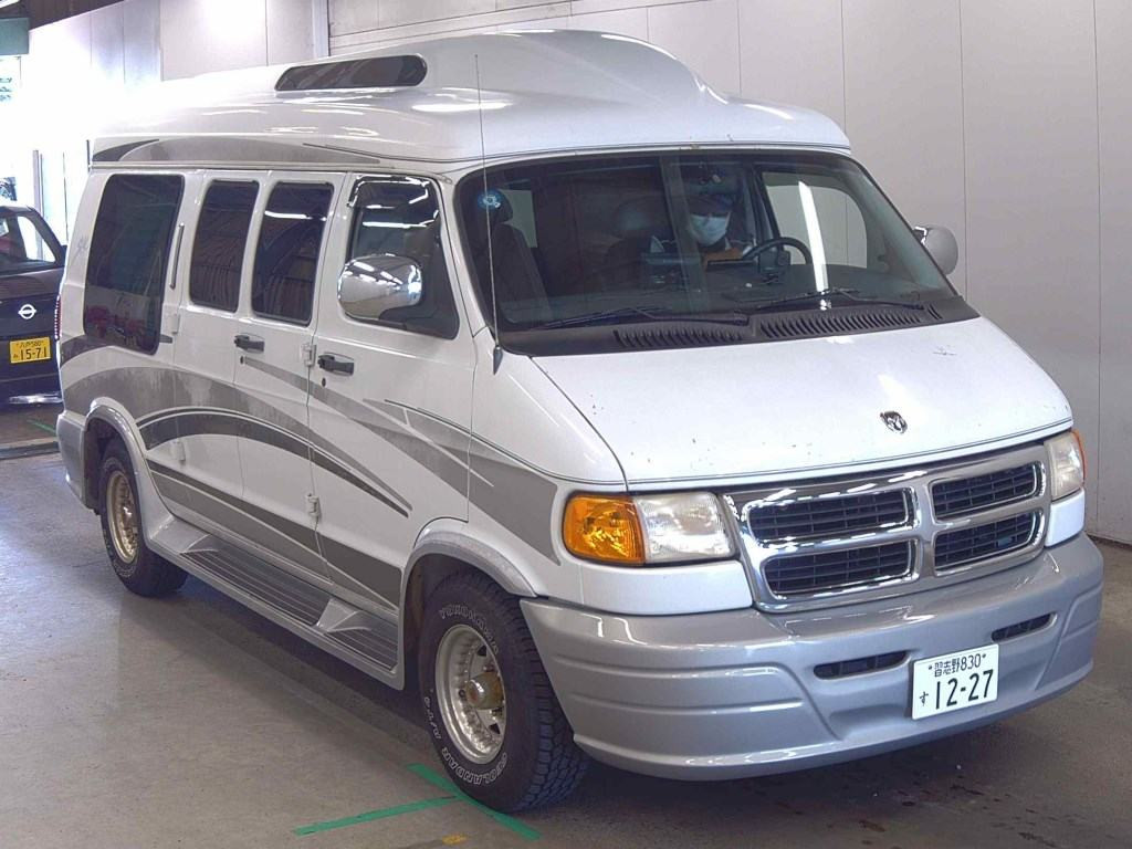 Dodge Ram 1998 z aukcji japońskiej