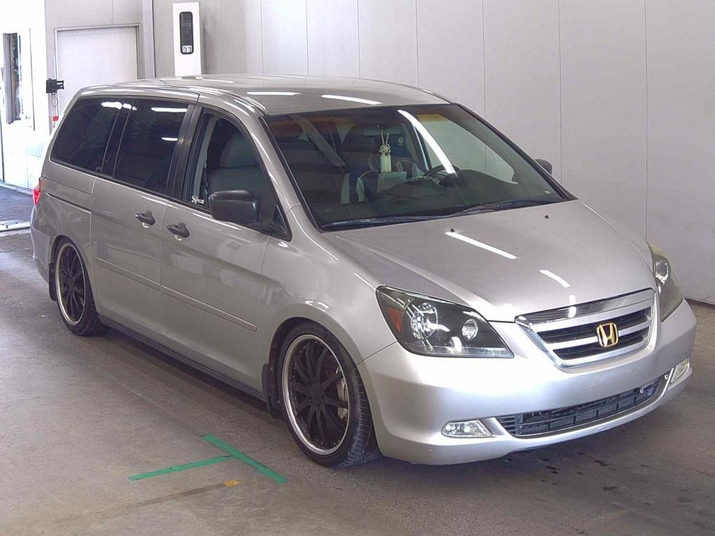 America Honda Odyssey 2008 z aukcji japońskiej