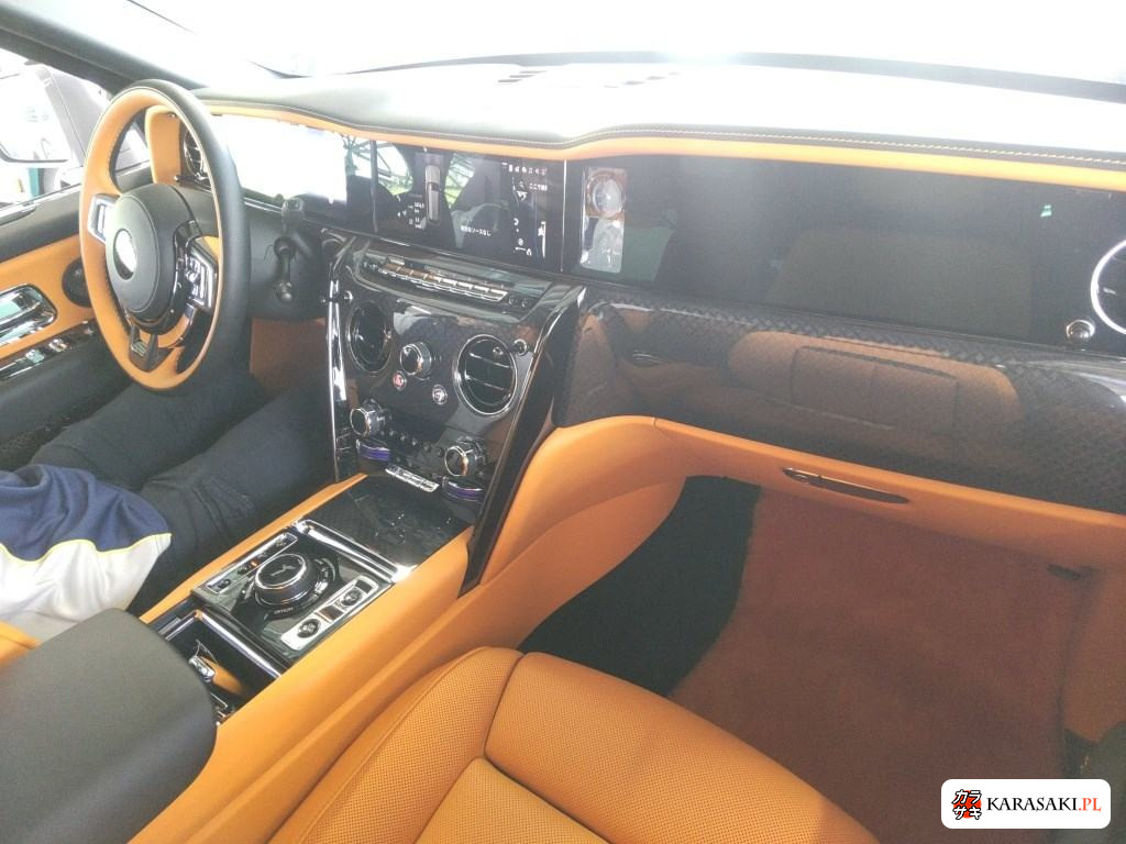 2025 Rolls-Royce Cullinan 4WD Black Badge 5