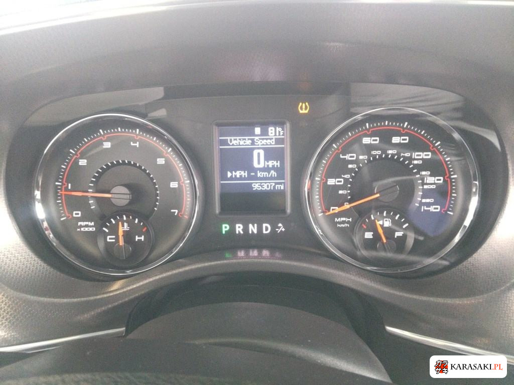 Dodge Charger 2012 z aukcji japońskiej