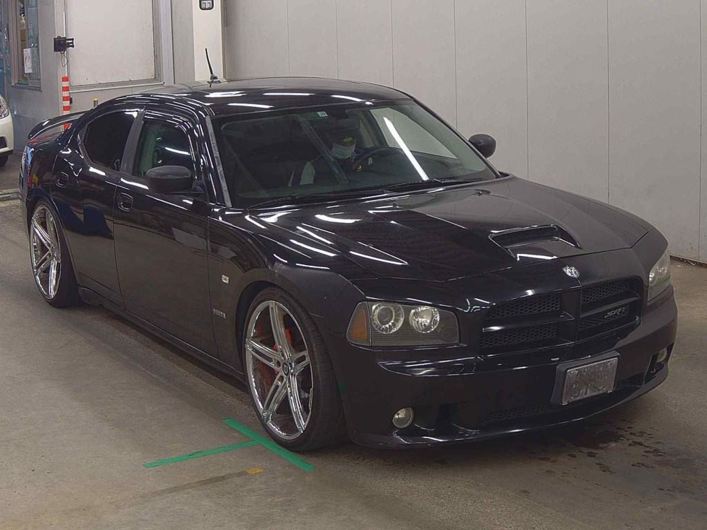 Dodge Charger 2009 z aukcji japońskiej