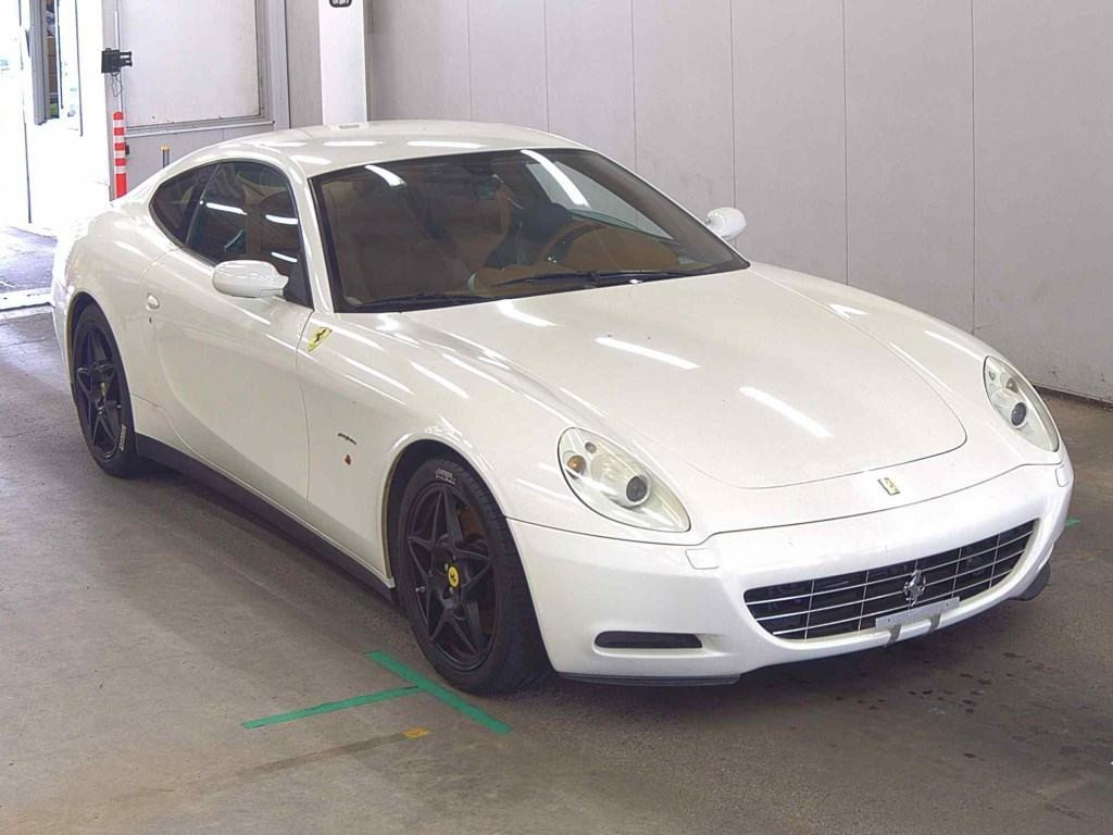Ferrari 612 2005 z aukcji japońskiej