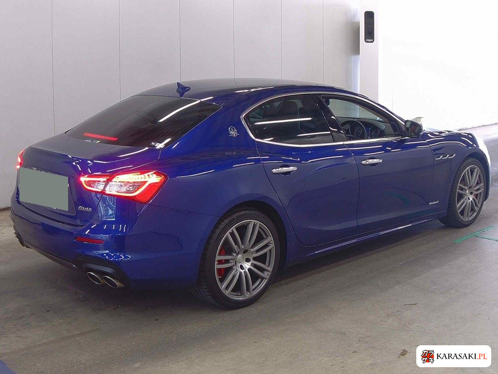 Maserati Ghibli 2017 z aukcji japońskiej