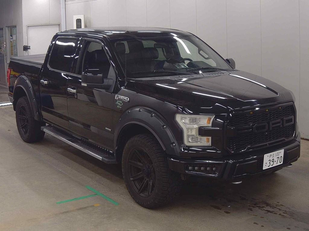Ford F-150 2023 z aukcji japońskiej