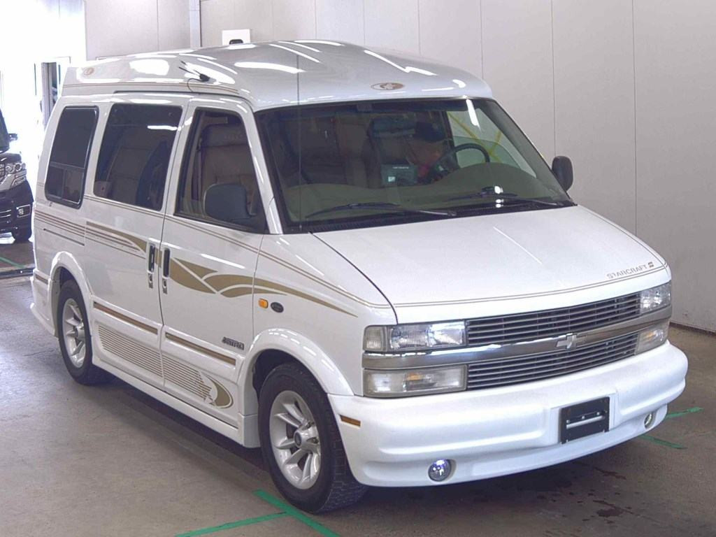 Chevrolet Astro 2000 z aukcji japońskiej
