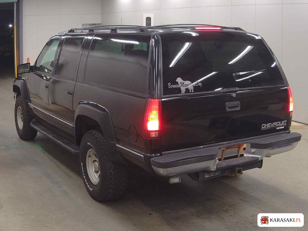 2003 Chevrolet Suburban 4WD 2