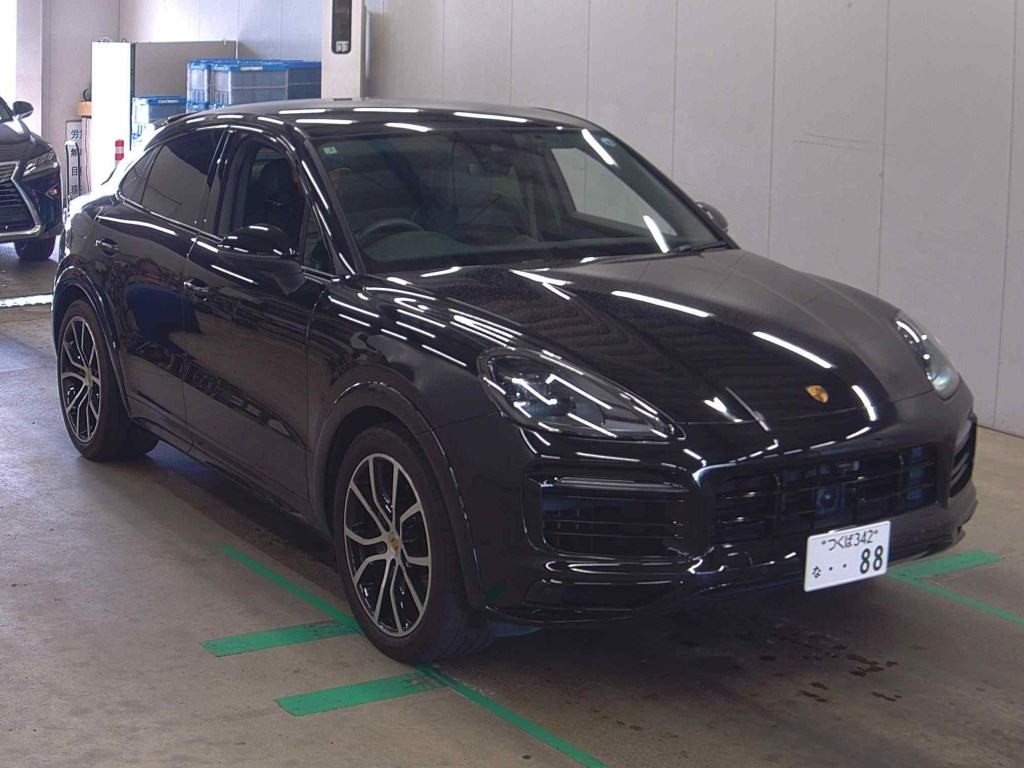 Porsche Cayenne Coupe 2023 z aukcji japońskiej