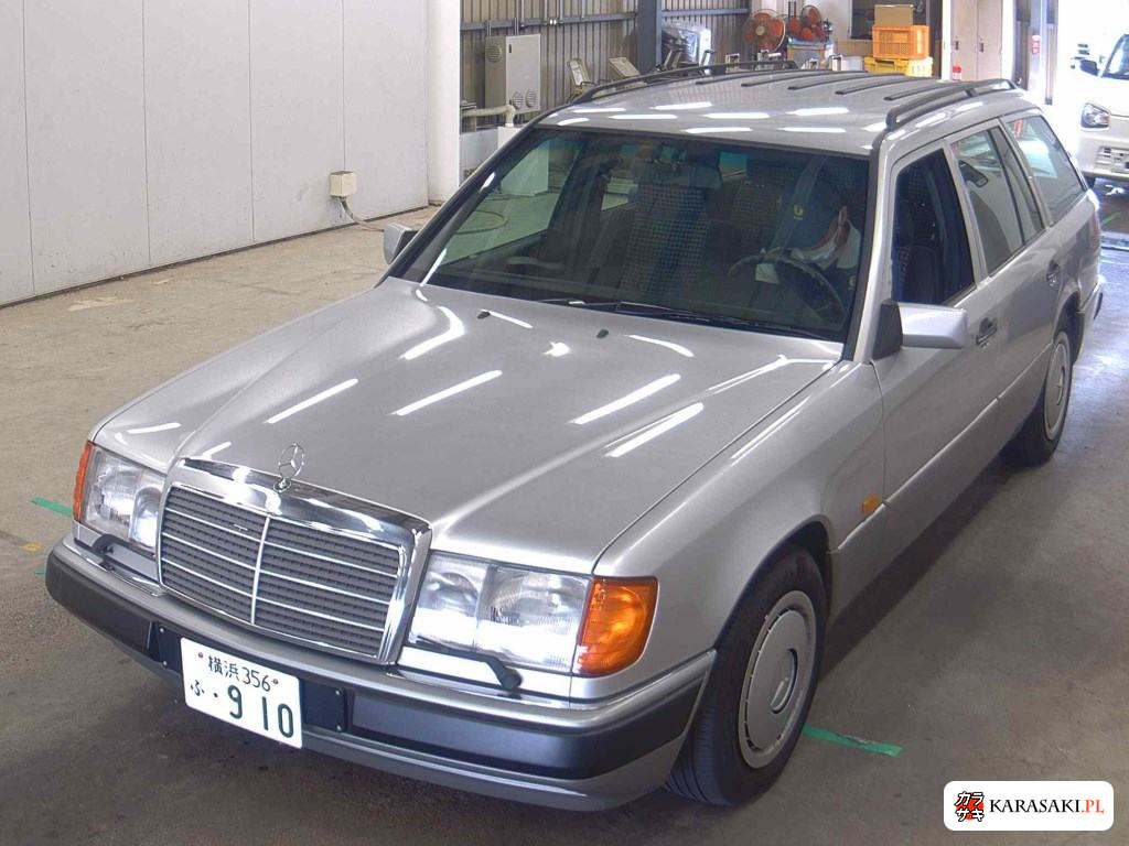 1993 Mercedes-Benz E-Class Stationwagon E320 3