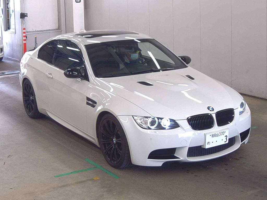 BMW M3 2010 z aukcji japońskiej