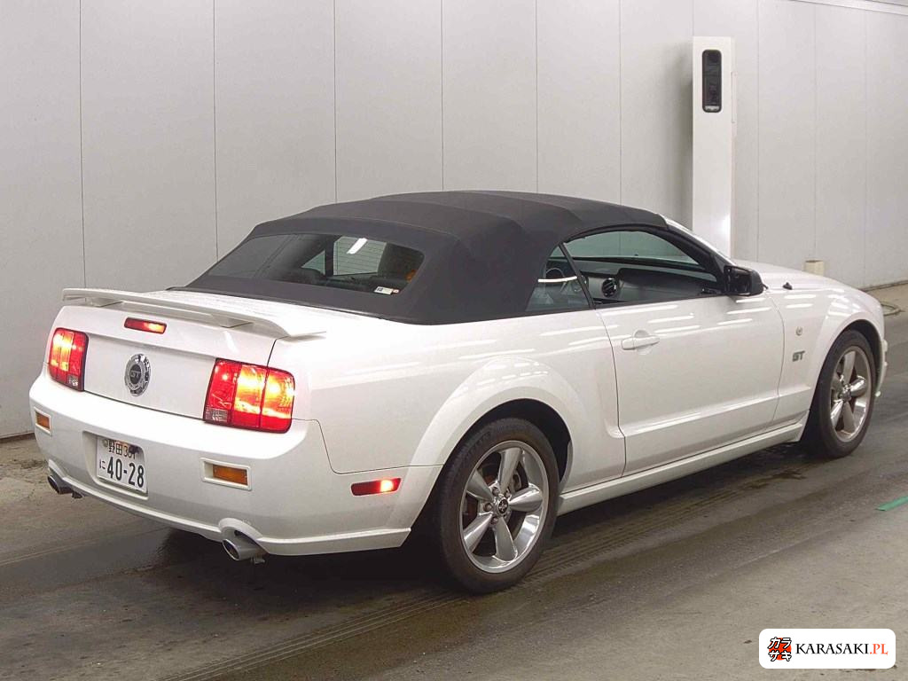 Ford Mustang 2007 z aukcji japońskiej