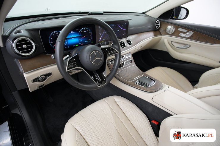 Mercedes Benz E-Class 2021 z aukcji japońskiej