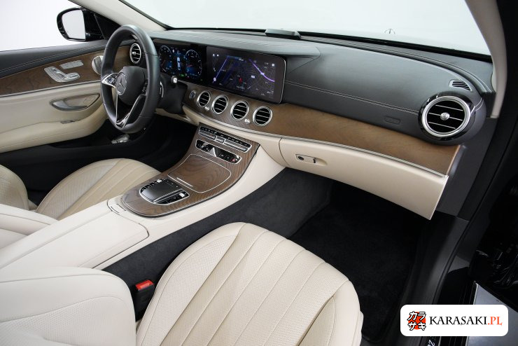 Mercedes Benz E-Class 2021 z aukcji japońskiej
