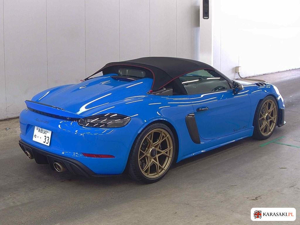 Porsche 718 Spyder 2024 z aukcji japońskiej