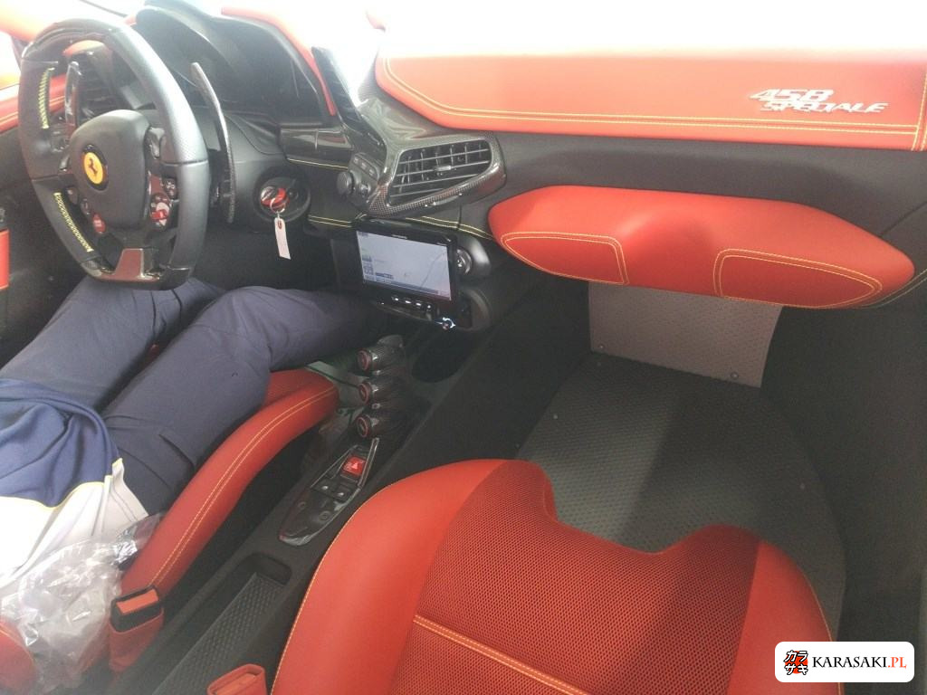 Ferrari 458 Speciale 2015 z aukcji japońskiej