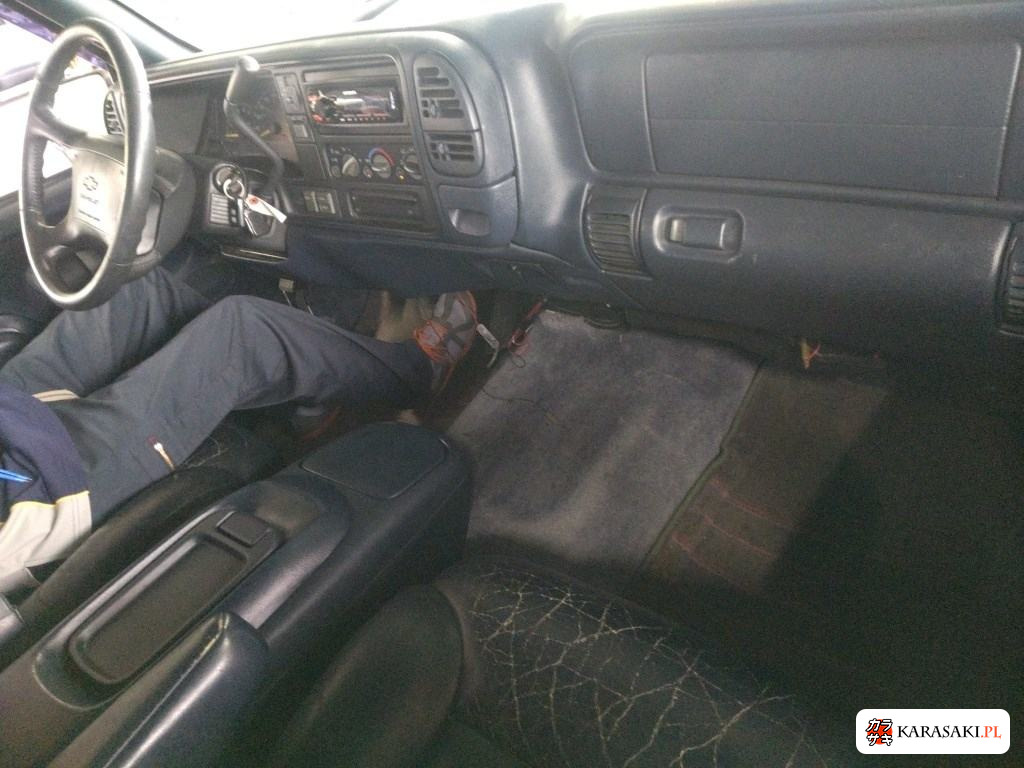 2000 Chevrolet Tahoe 5D 4WD LT 5
