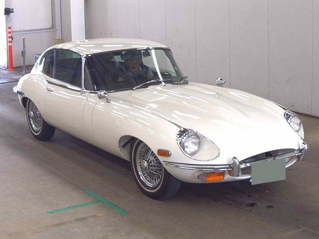 Jaguar E-Type 1972 z aukcji japońskiej