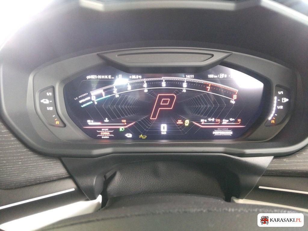 Lamborghini Urus 2026 z aukcji japońskiej