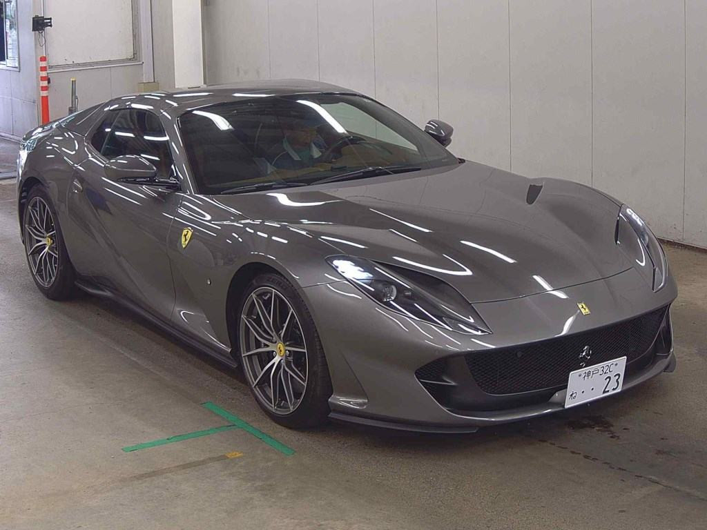 Ferrari 812 GTS 2021 z aukcji japońskiej