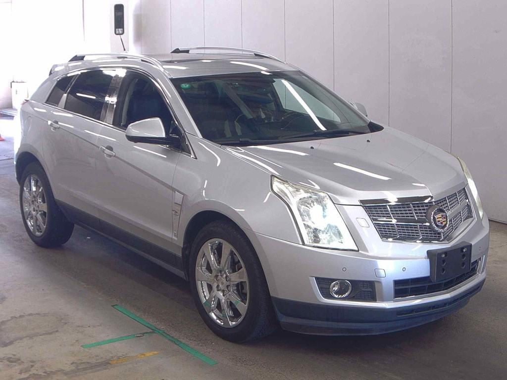 Cadillac SRX Crossover 2013 z aukcji japońskiej
