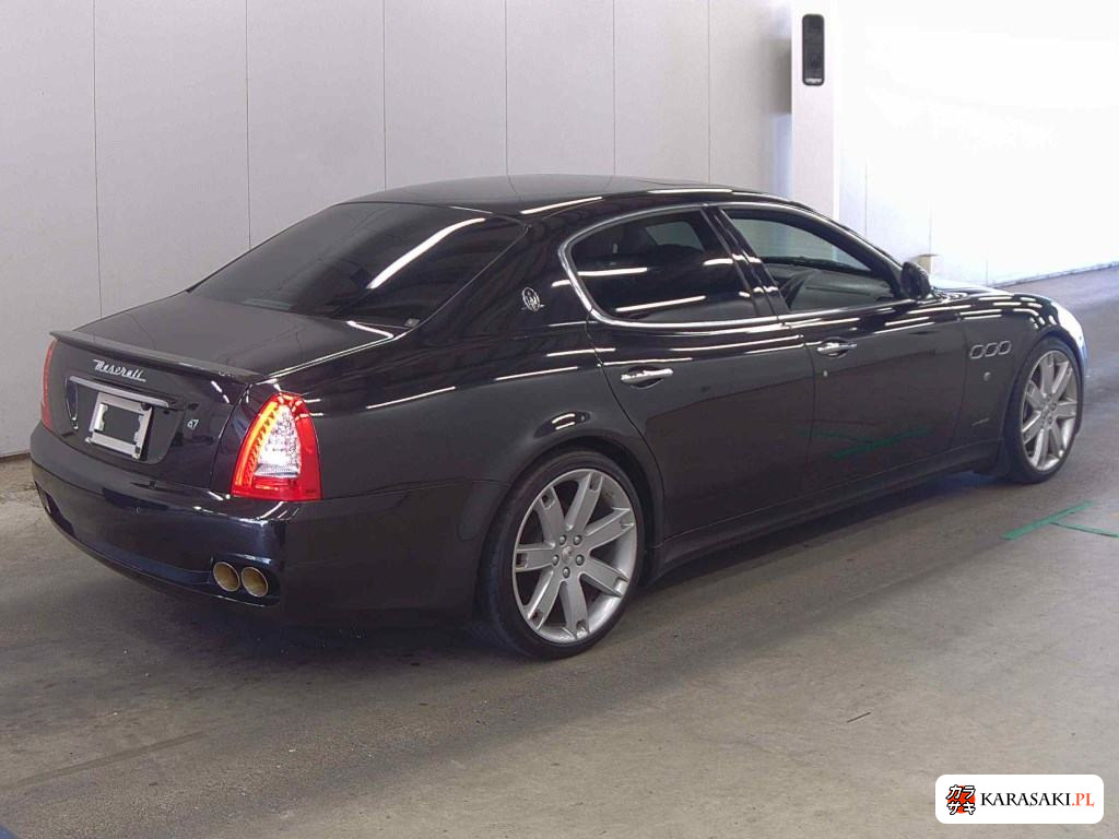 2010 Maserati Quattroporte S 4