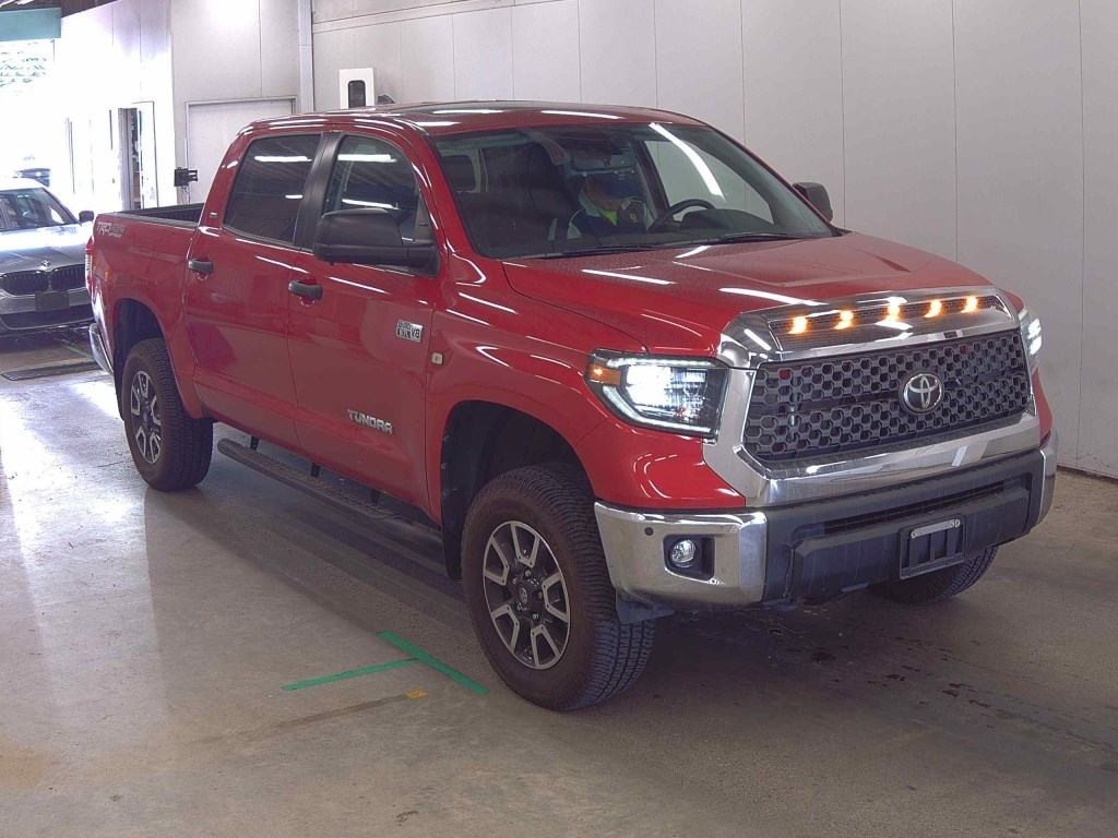 America Toyota Tundra 2021 z aukcji japońskiej
