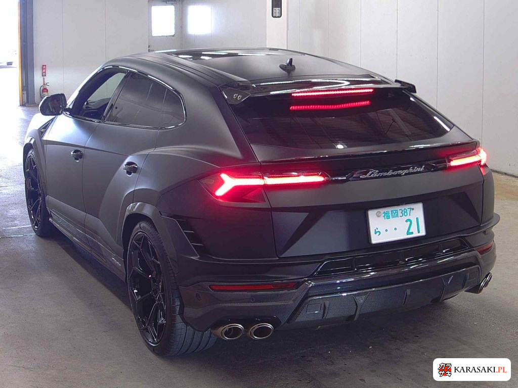 2023 Lamborghini Urus 4WD Performante 2