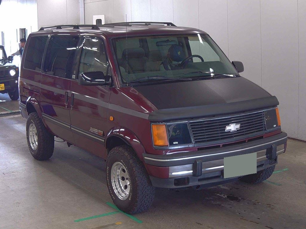 Chevrolet Astro 1994 z aukcji japońskiej