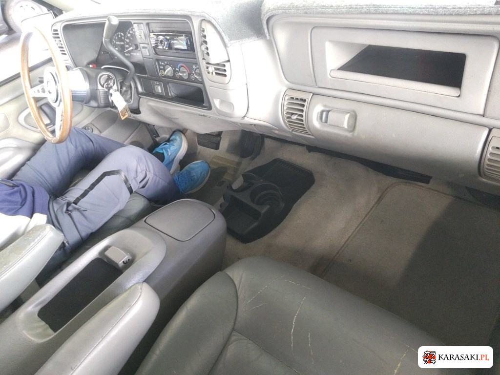 1998 Chevrolet Tahoe Sport 5