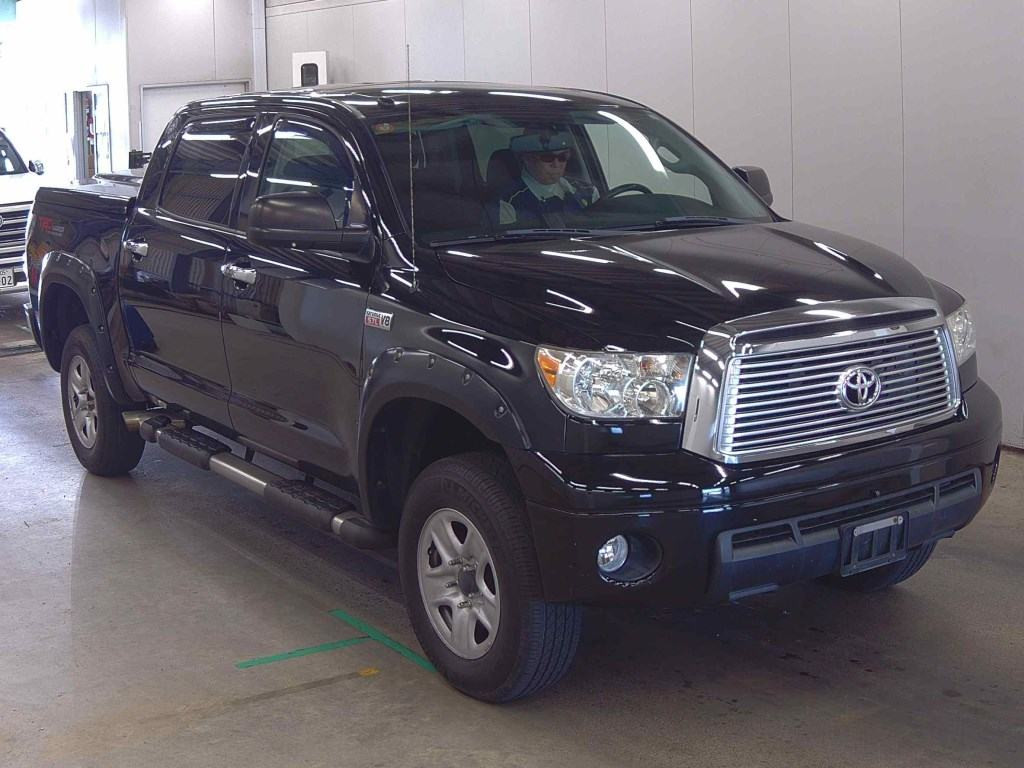 America Toyota Tundra 2011 z aukcji japońskiej