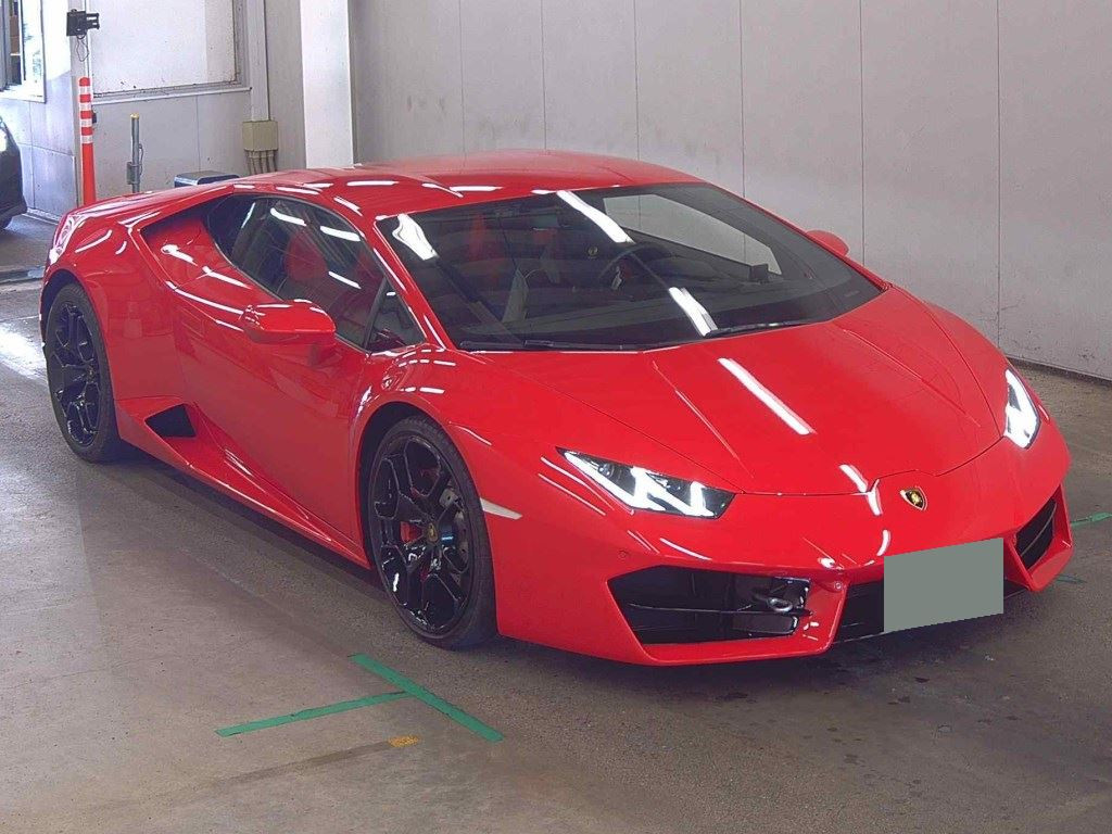 Lamborghini ZFDKBB 2019 z aukcji japońskiej