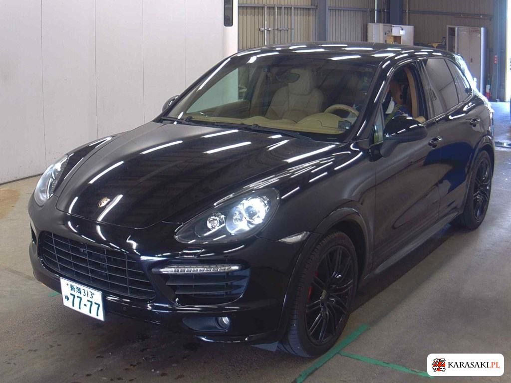2014 Porsche Cayenne 4WD GTS 3
