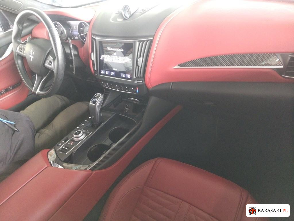2022 Maserati Levante 4WD Trofeo 5