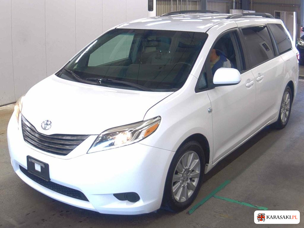 America Toyota Sienna 2019 з японського аукціону