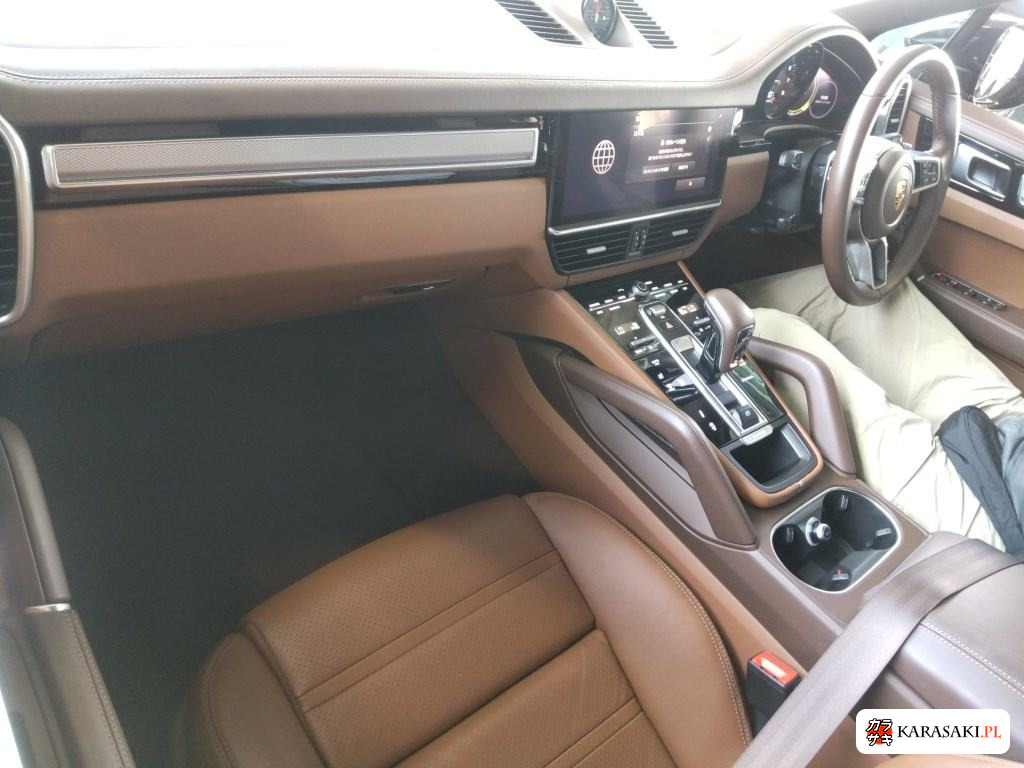 2023 Porsche Cayenne Coupe 4WD E-Hybrid Platinum Edition 5