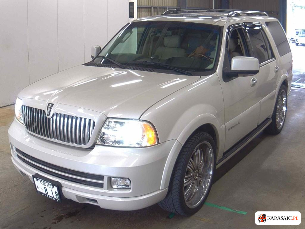 2013 Lincoln Navigator 4WD Base Grade 3