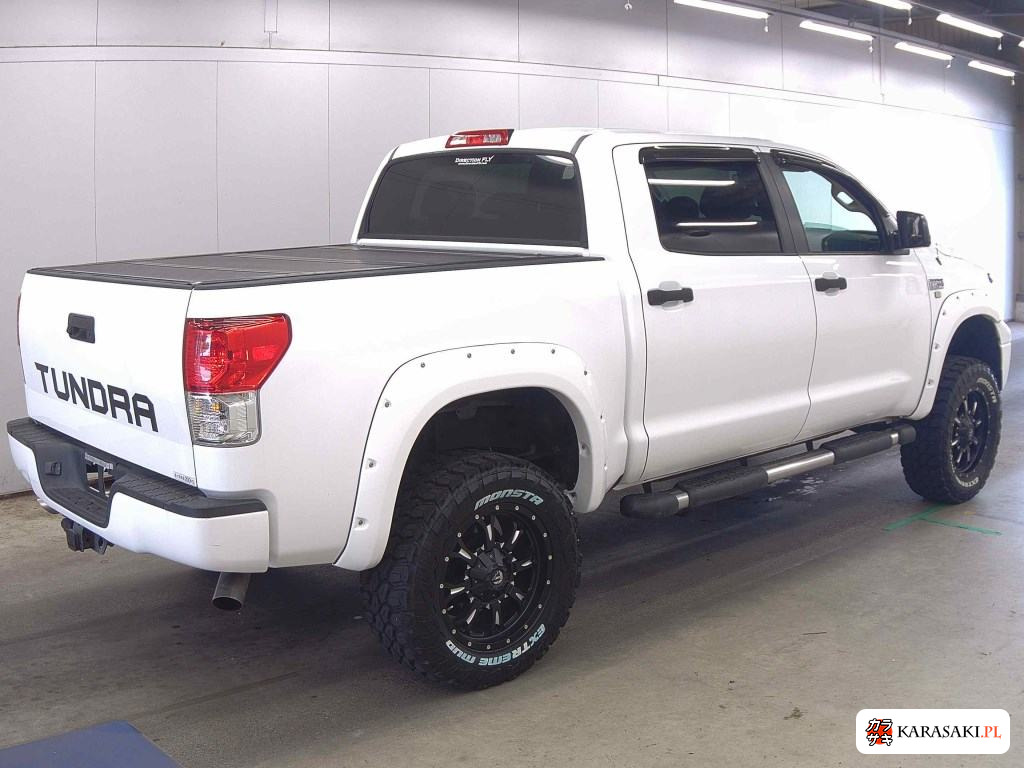 America Toyota Tundra 2010 from a Japanese auction