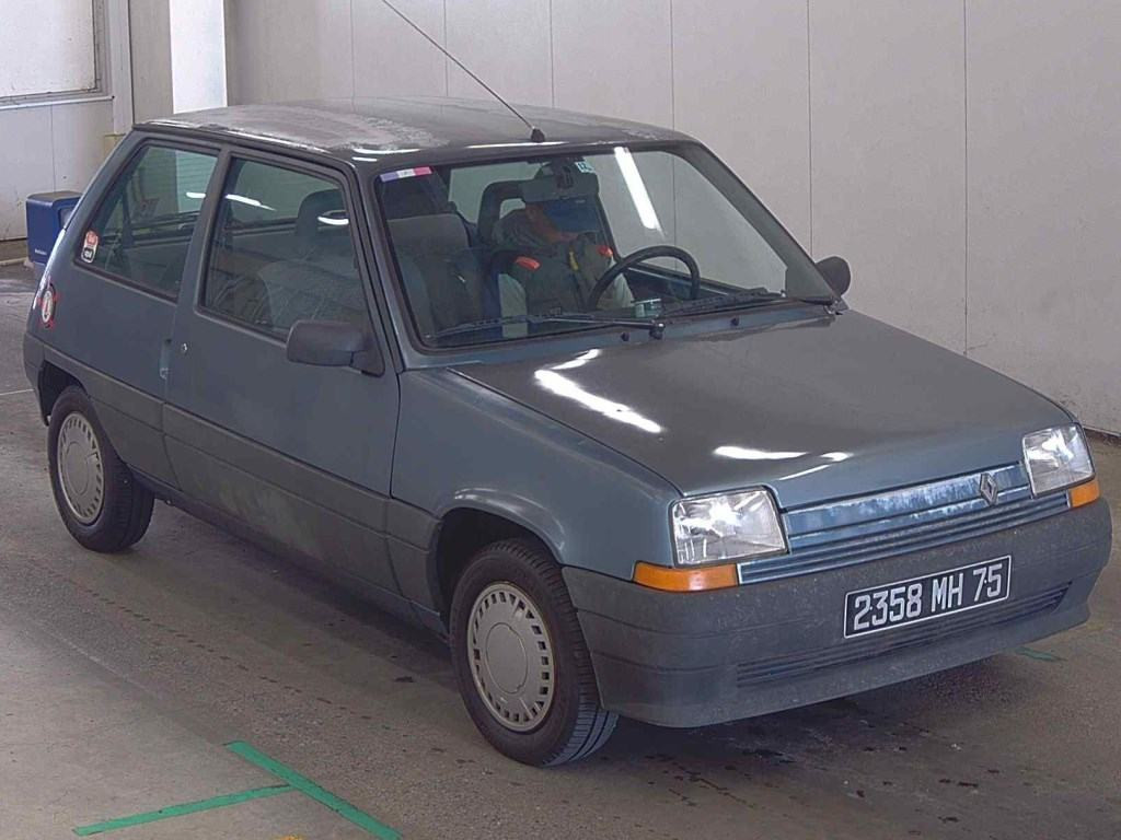 Renault 5 1990 z aukcji japońskiej