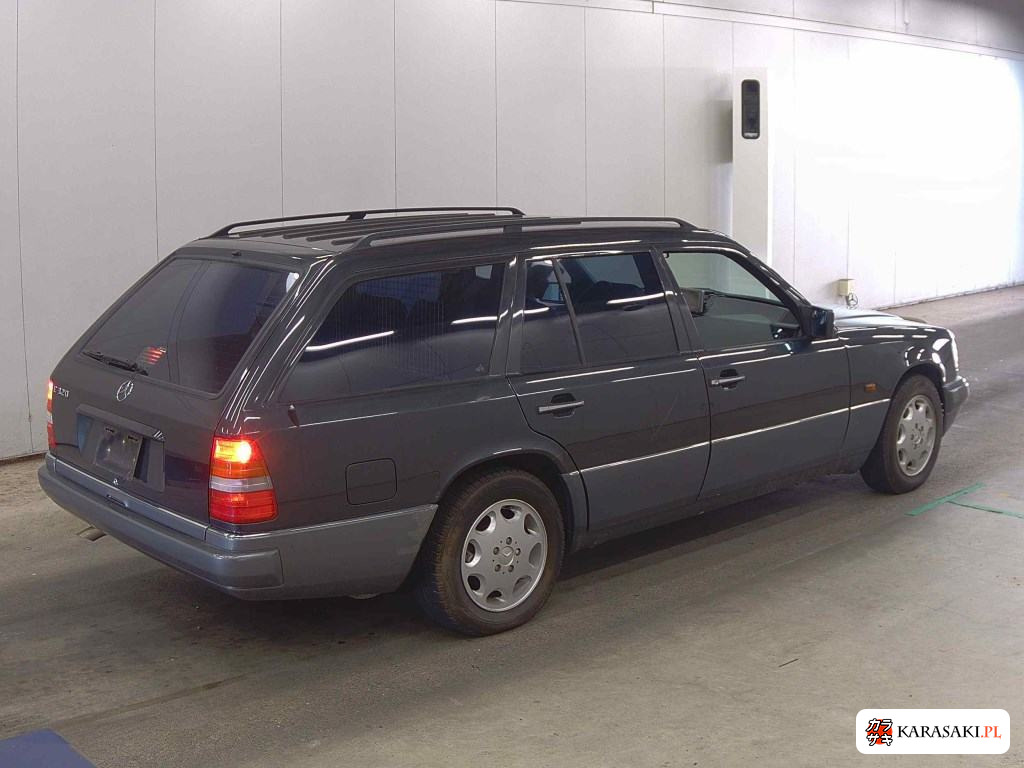 1994 Mercedes-Benz E-Class Stationwagon 4
