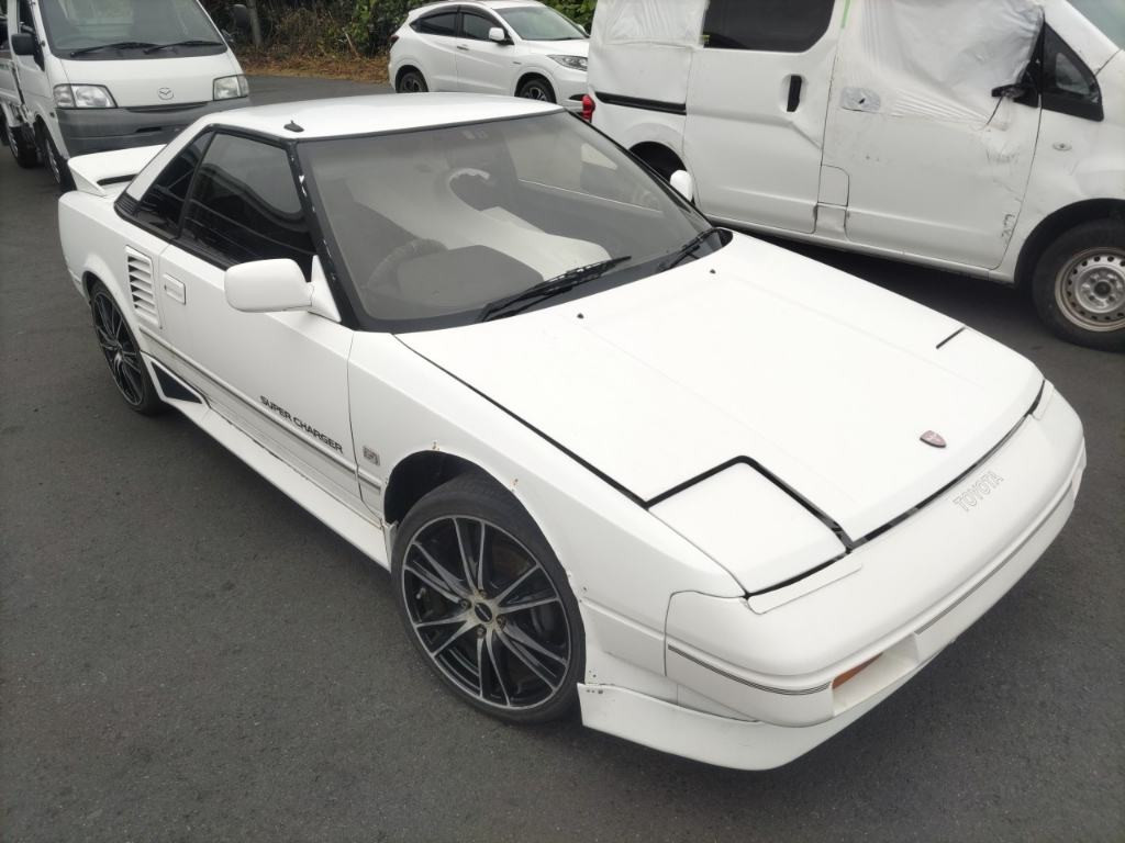 Toyota MR2 1990 z aukcji japońskiej