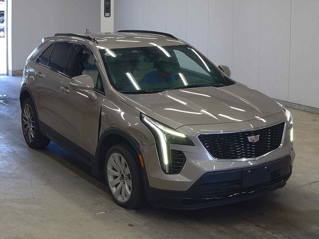 Cadillac XT4 2023 z aukcji japońskiej