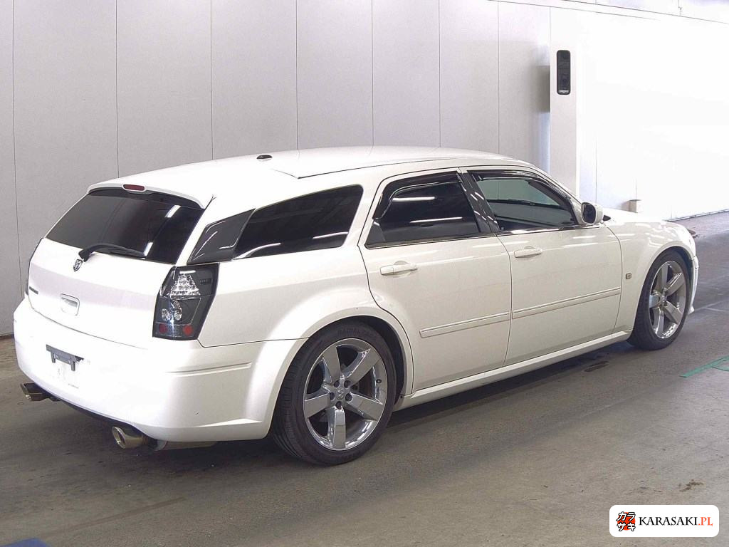 2010 Dodge Magnum 4