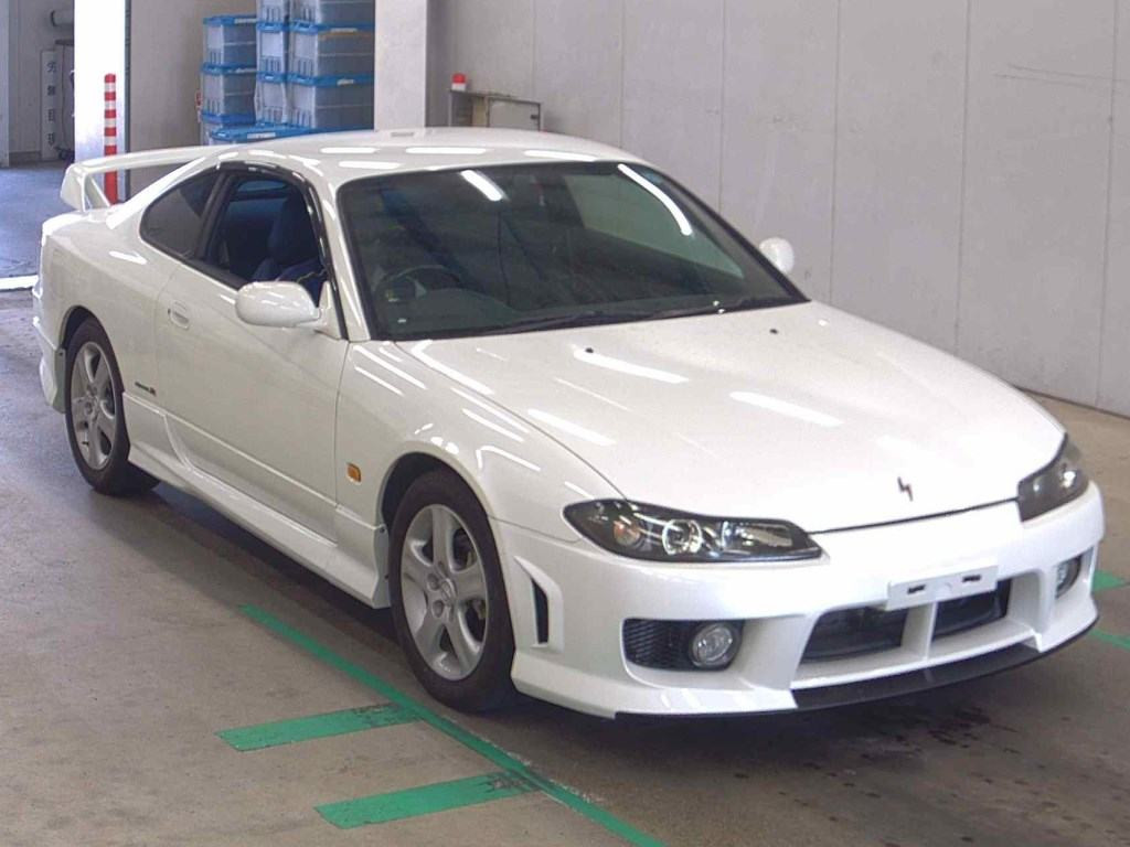 Nissan Silvia 1999 z aukcji japońskiej