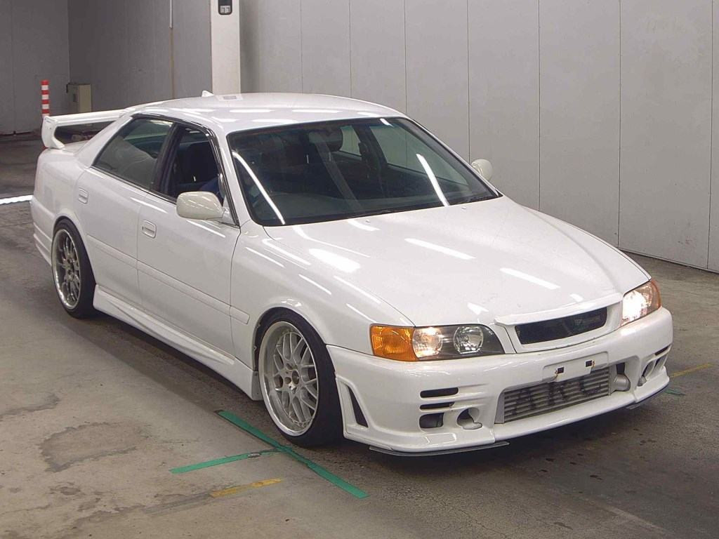 Toyota Chaser 1998 z aukcji japońskiej