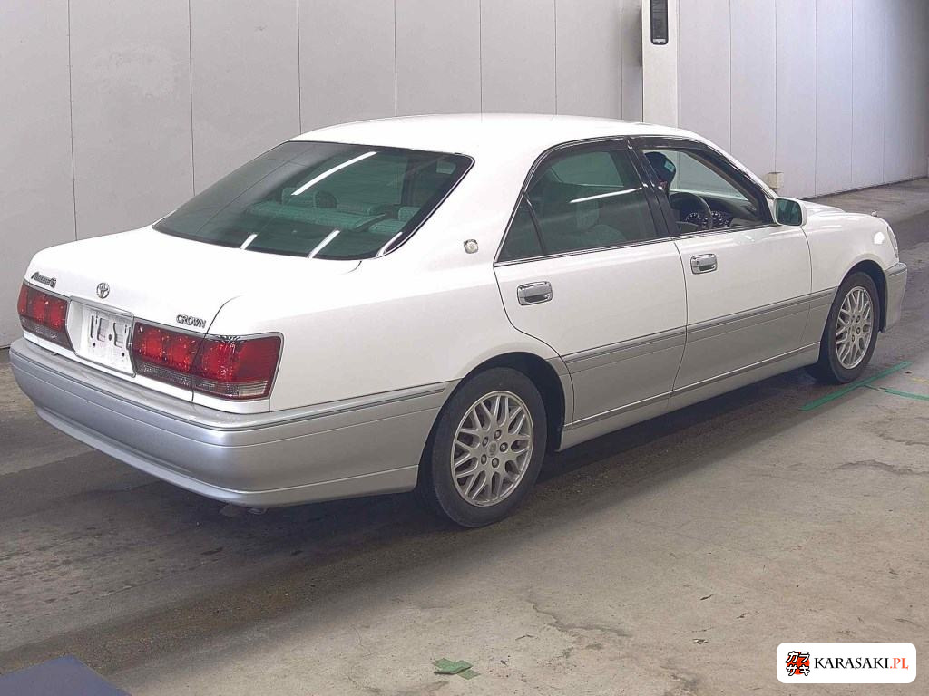 2001 Toyota Crown 4D Athlete V 4