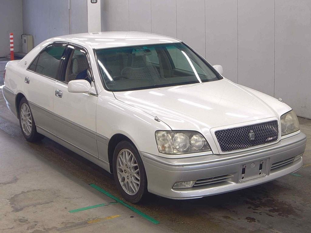 Toyota Crown 2001 z aukcji japońskiej