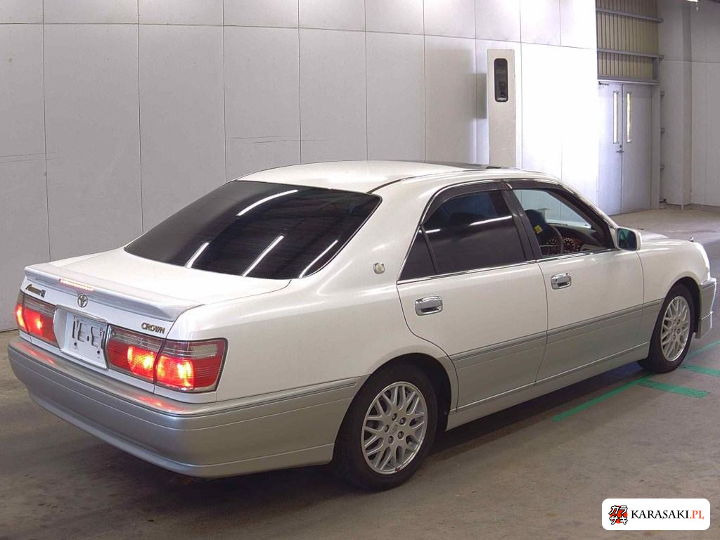 1999 Toyota Crown 4D Athlete V 4