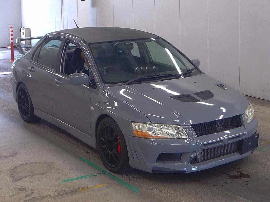 Mitsubishi Lancer 2001 z aukcji japońskiej