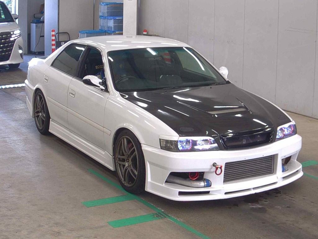 Toyota Chaser 1998 z aukcji japońskiej