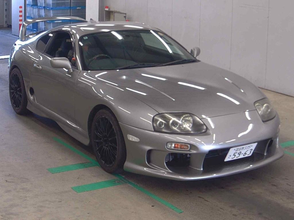 Toyota Supra 1998 z aukcji japońskiej
